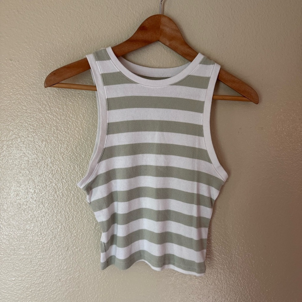 ❇️Hollister White and Gray Striped Tank Top 2 for $22❇️